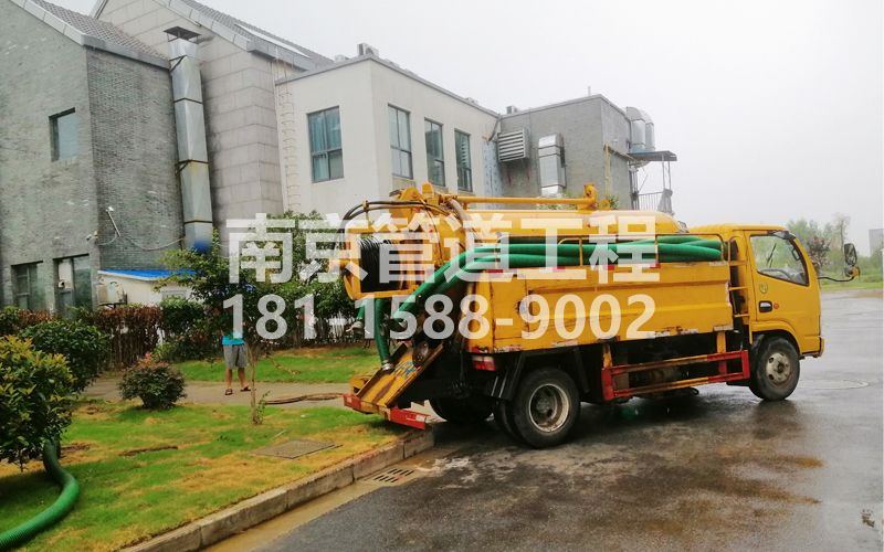 246麒麟小区化粪池清理