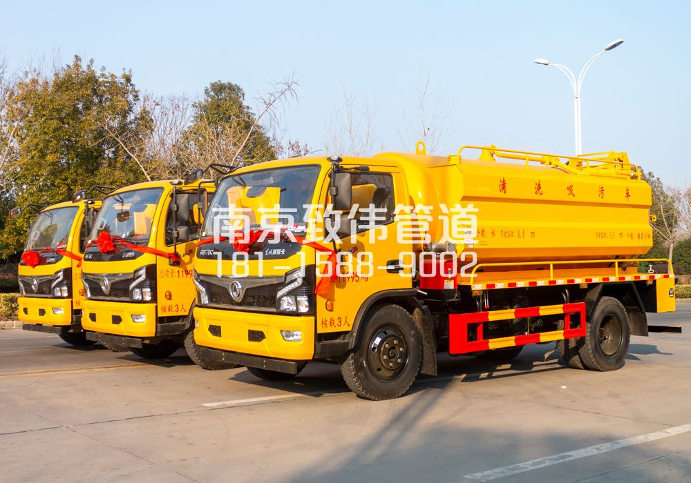 369麒麟多利卡吸污车